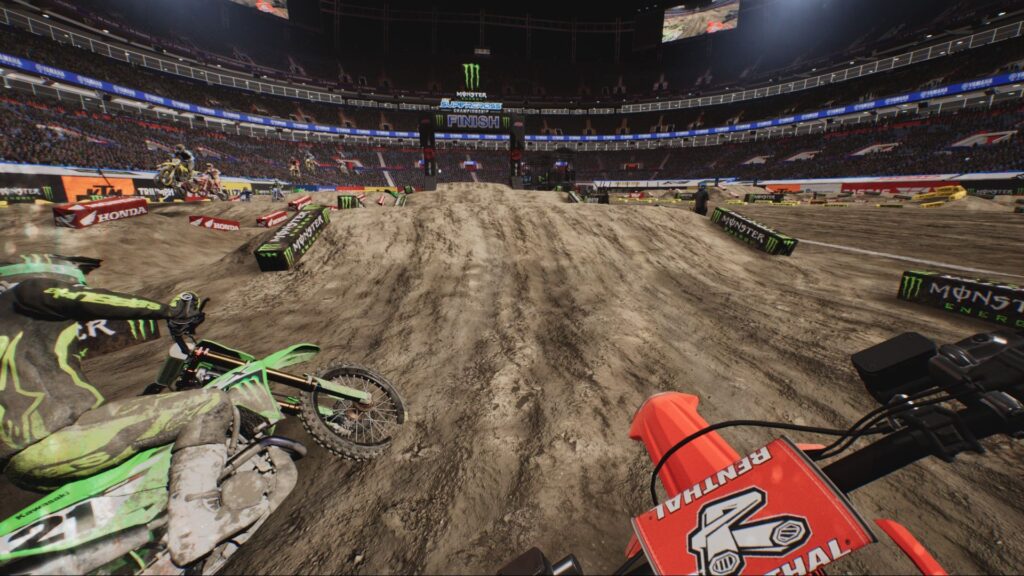Monster-Energy-Supercross-25-gameplay2